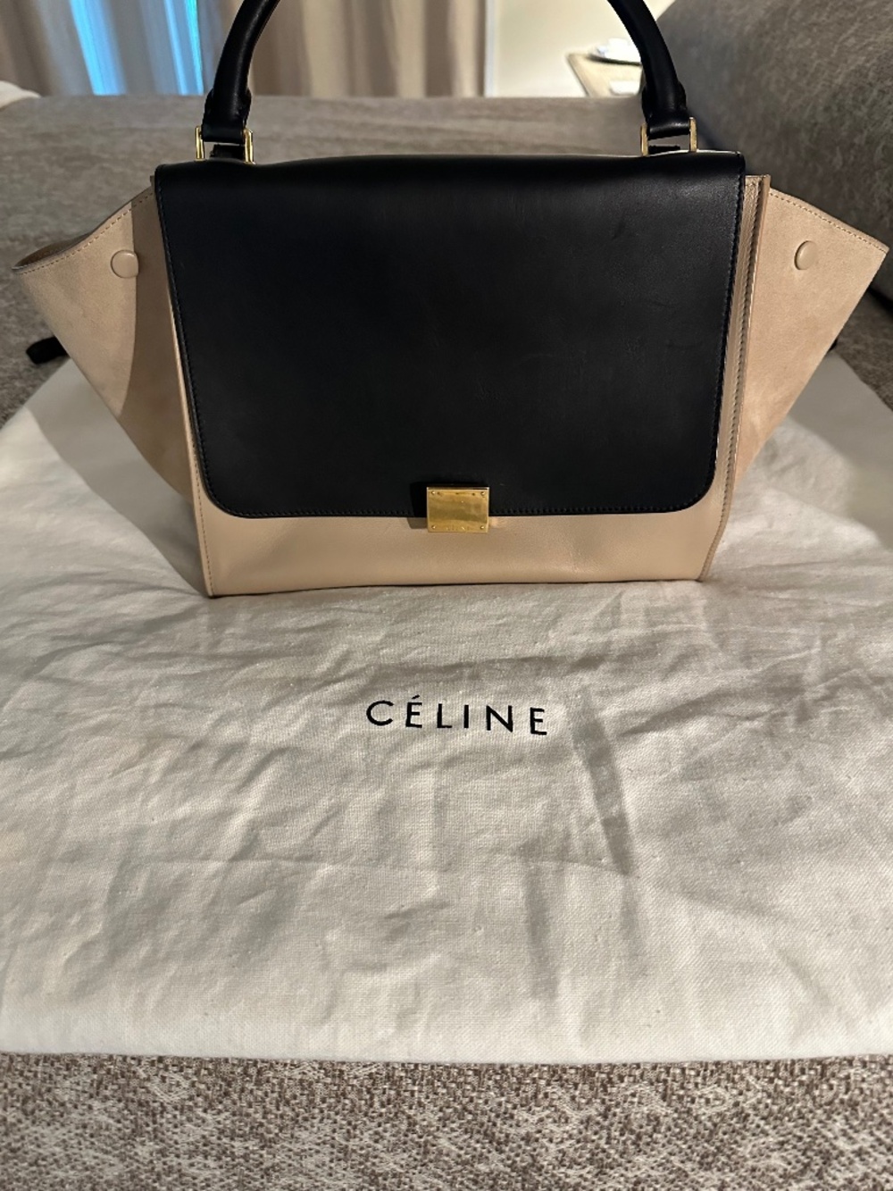 Celine Trapeze